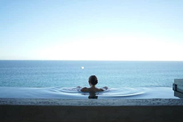 Plongez dans l'aventure: Top des campings aquatiques du Pays Basque pour un séjour inoubliable!