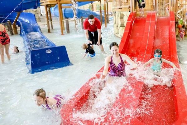 Guide des campings avec parc aquatique en Drôme